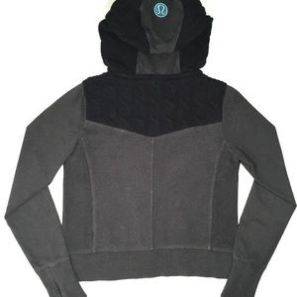Lululemon fireside hoodie jacket cable knit in coal grey and black - Picture 8 of 14